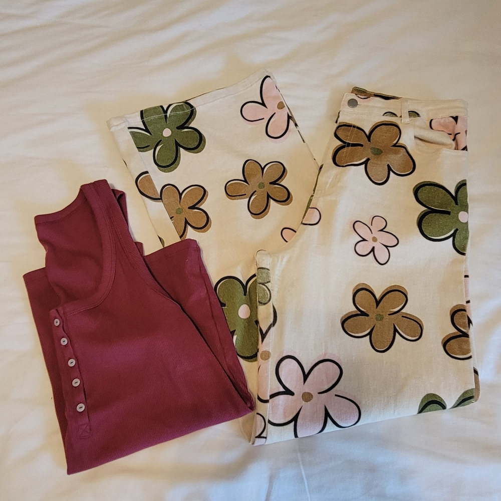 Juniors Bailey Rose Floral Pants And So Burgandy Tank Size Large
